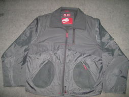 福州榮登貿(mào)易 專注歐碼運(yùn)動(dòng)套裝與童裝，零售批發(fā)一體化服務(wù)商